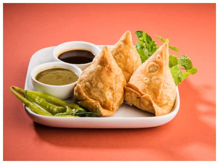 Golgappas and samosas, do you know English names Food Facts: गोलगप्पे, जलेबी, समोसे.. क्या आप जानते हैं इन पकवानों के इंग्लिश नाम? नहीं तो जाने यहां