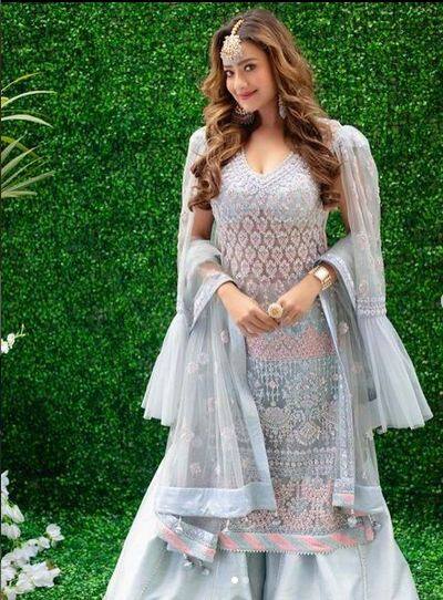 ਮਿਥੁਨ ਚੱਕਰਵਰਤੀ ਦੀ ਨੂੰਹ ਅਤੇ ਟੀਵੀ ਅਦਾਕਾਰਾ ਮਦਾਲਸਾ ਸ਼ਰਮਾ ਆਪਣੀ ਅਦਾਕਾਰੀ ਦੇ ਨਾਲ-ਨਾਲ ਆਪਣੀ ਖੂਬਸੂਰਤੀ ਲਈ ਵੀ ਜਾਣੀ ਜਾਂਦੀ ਹੈ।