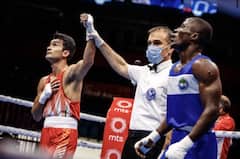 Shiva Thapa: শিবার ঘুষিতে কুপোকাত পাকিস্তানের প্রতিপক্ষ, শেষ ষোলোয় ভারতীয় বক্সার