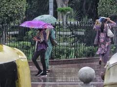 Delhi-NCR Weather Forecast Today: दिल्ली-एनसीआर में आज हल्की से मध्यम बारिश का अनुमान, जानें- 3 अगस्त तक कैसा रहेगा मौसम