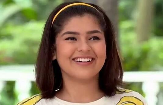 निधि भानुशाली (Nidhi Bhanushali) ने तारक मेहता शो में सोनू का किरदार निभाया था लेकिन निधि अचानक शो छोड़ गायब हो गईं. सोशल मीडिया पर सोनू काफी एक्टिव हैं और हॉट फोटोज से चर्चा में रहती हैं.