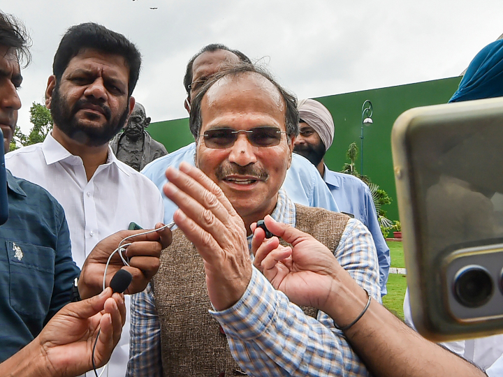 Rashtrapatni Remark: अधीर रंजन चौधरी ने राष्ट्रपति द्रौपदी मुर्मू को पत्र लिखकर मांगी माफी, कहा- 'फिसल गई थी जुबान'