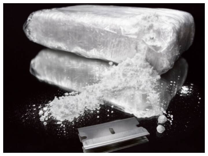 International drug trafficking syndicate busted and 21 kg heroin recovered by Delhi Police Crime Branch Delhi Police की क्राइम ब्रांच ने अंतरराष्ट्रीय ड्रग तस्करों के गिरोह का किया पर्दाफाश, 21.4 किलो हेरोइन बरामद