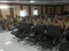 Ghazipur News: गाजीपुर में रात के समय पुलिस चौकियों पर लटका रहता है ताला, SP के रात्रि विजिट से हुआ खुलासा