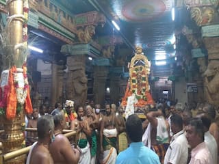 மதுரை : மீனாட்சியம்மன் கோயில் ஆடி முளைக்கொட்டு திருவிழா.. கொடியேற்றத்துடன் தொடக்கம்..