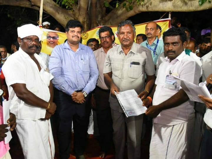 karur thogamalai various welfare schemes were implemented in the awareness program கரூர்: தோகைமலை ஊராட்சியில் குழந்தை தொழிலாளர்களுக்கான நடந்த  விழிப்புணர்வு நிகழ்ச்சி