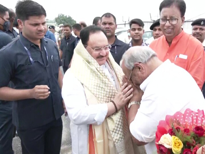 JP Nadda in Bihar: पटना पहुंचे BJP के राष्ट्रीय अध्यक्ष जेपी नड्डा, एयरपोर्ट पर जोरदार स्वागत, भाजपा ने बताया 'मकसद