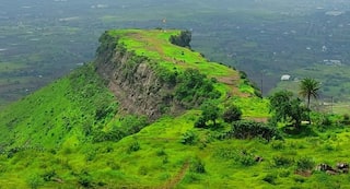 Nashik News : रामशेज किल्ल्यावर वीस वर्षीय तरुणाचा हृदय विकाराच्या झटक्याने मृत्यू, हृदय विकाराची कारणं काय?