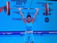 Mirabai Chanu Wins Gold : కామన్వెల్త్ గేమ్స్ లో భారత్ కు తొలి స్వర్ణం, వెయిట్ లిఫ్టింగ్ లో మీరాబాయి చానుకు గోల్డ్ మెడల్