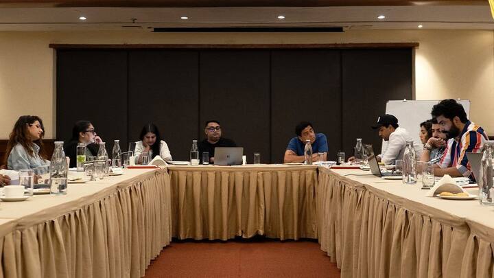 फिल्‍म 'सैम बहादुर' में सैम मानेकशॉ की कहानी दिखाई जाएगी, जो 1971 में भारत-पाक युद्ध के दौरान भारतीय सेना में सेनाध्‍यक्ष थे.