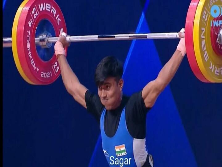 Commonwealth Games 2022 Indian Weigthlifter Sanket Mahadev Sargar wins silver medal CWG 2022 Weightlifting: காமன்வெல்த் போட்டியில் இந்தியாவிற்கு முதல் பதக்கம்.. பளுதூக்குதலில்  வெள்ளி வென்ற சன்கித் சர்கார்