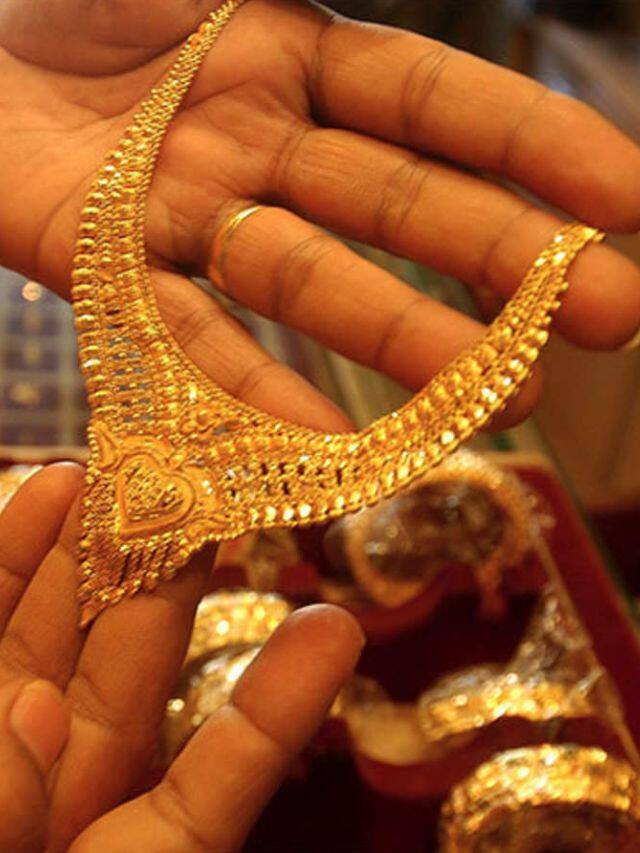 Gold Price: Buying gold has become expensive, silver also increased by 3000 rupees in a week, check the price soon Gold Price : ਸੋਨਾ ਖਰੀਦਣਾ ਹੋਇਆ ਮਹਿੰਗਾ, ਚਾਂਦੀ ਵੀ ਹਫਤੇ 'ਚ 3000 ਰੁਪਏ ਵਧੀ, ਜਲਦੀ ਦੇਖੋ ਕੀਮਤ