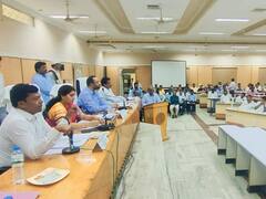 Srikakulam ZP Meeting : రోడ్లెయ్యకపోతే ఫిజియోథెరపిస్ట్‌ను పెట్టండి - ఈ డిమాండ్ వైఎస్ఆర్‌సీపీ నేతలదే ! ఎక్కడంటే ?