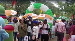 Nashik News : सापुतारा फेस्टिवलमध्ये डांगी कलापथकांचा डंका, फॉरेनर्सही पडले बोहाड्याच्या प्रेमात