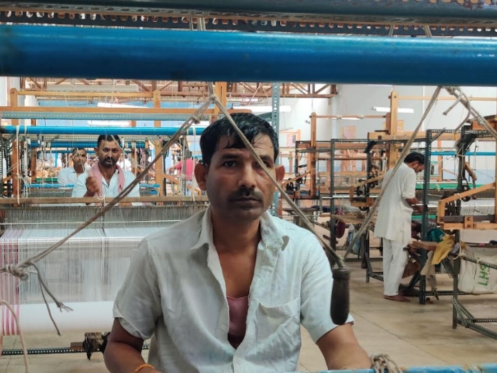 Agra News: अब जूता बनाना सीखेंगे आगरा सेंट्रल जेल के कैदी, इस संस्थान से मिलेगी ट्रेनिंग