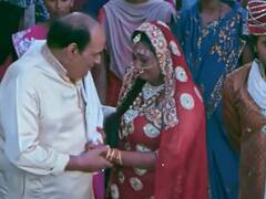 Bhojpuri Song: दुल्हन के लिबास में दिखाई दीं Rani Chatterjee, बिदाई में फूट-फूटकर रोती दिखीं एक्ट्रेस