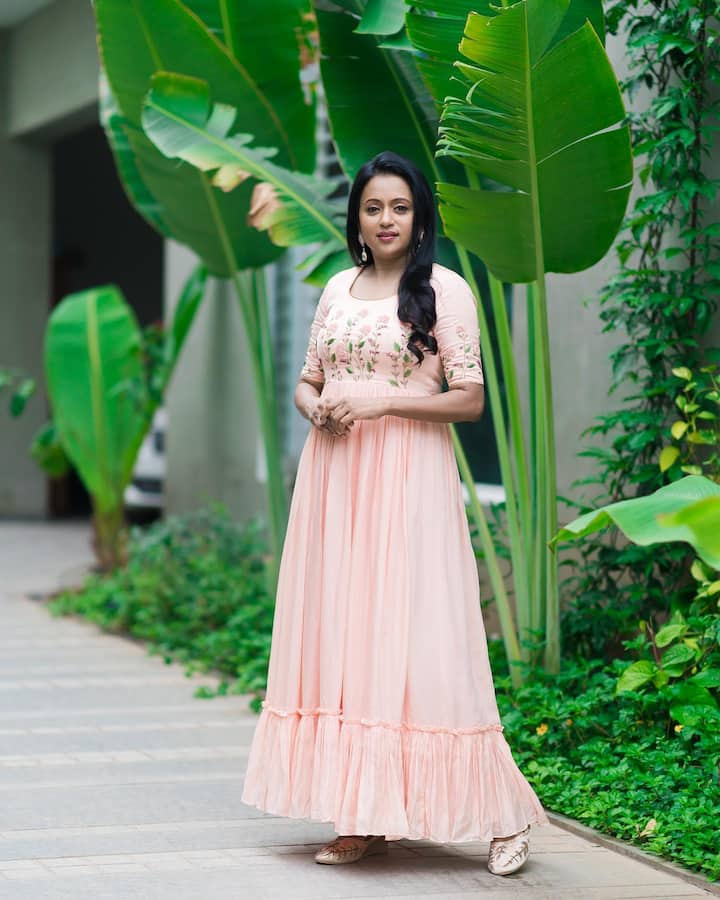 యాంకర్ సుమ లేటెస్ట్ ఫోటోస్.  Image Credit: Suma Kanakala/ Instagram