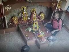 Watch: जोधपुर में शिवलिंग पर लगे तांबे के नाग को शातिर चोर ने चुराया, CCTV में कैद हुई पूरी घटना, देखें वीडियो