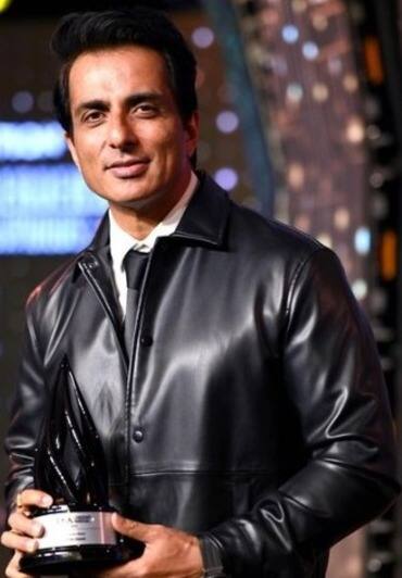 ਤਸਵੀਰਾਂ `ਚ ਦੇਖੋ ਸੋਨੂੰ ਸੂਦ ਦੀ ਜ਼ਿੰਦਗੀ ਦਾ ਸਫ਼ਰ