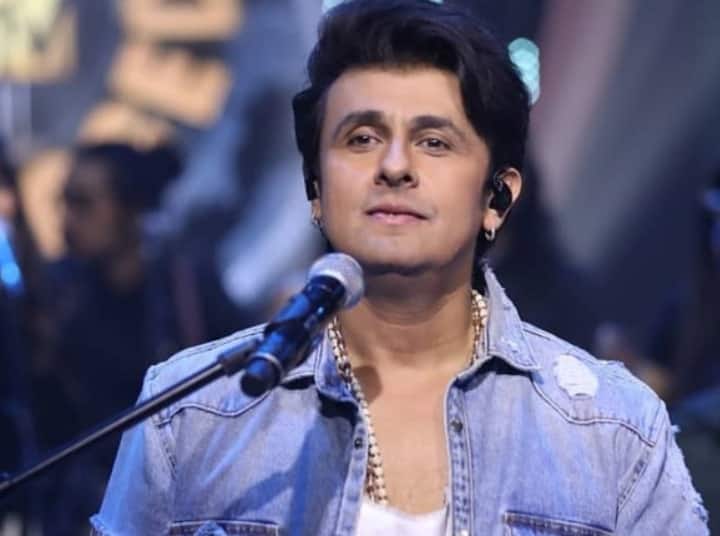 অভিনয়ের দুনিয়াতেও খুব অল্প বয়সেই শিশু শিল্পী হিসেবে ডেবিউ হয় সোনু নিগমের। ১৯৮৩ সালে 'বেতাব' ছবিতে শিশু অভিনেতা হিসেবে অভিষেক হয় তাঁর।