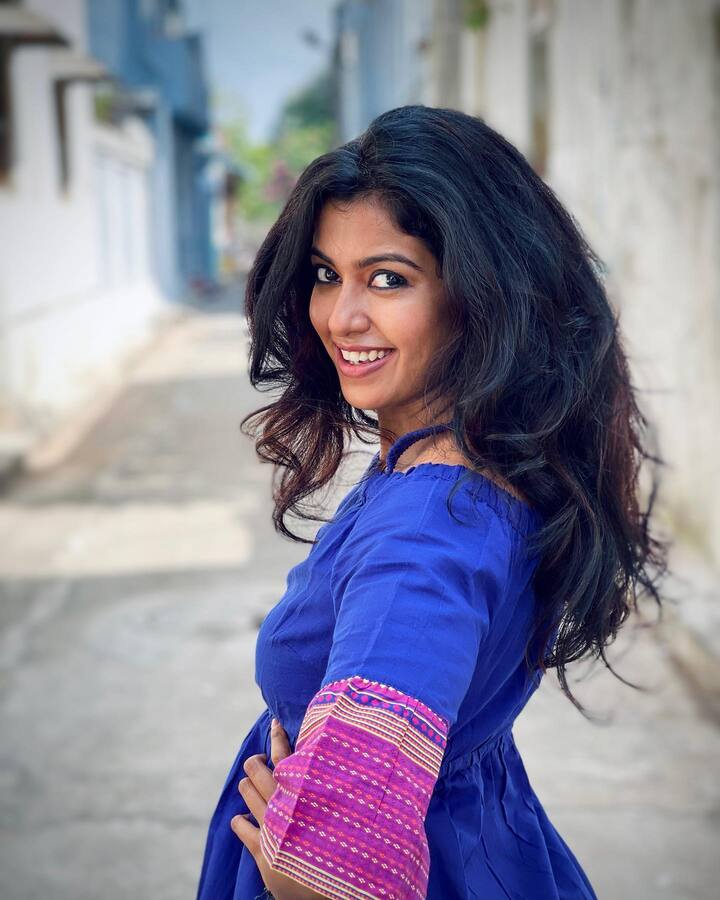 துள்ளி குதித்தது தான் எங்கெங்கும் செல்லுமே...