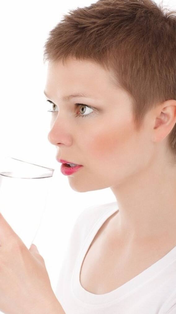 জল খাওয়ার উপযুক্ত সময় কোনগুলো?