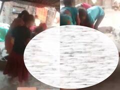 Banda Crime News: बांदा में महिला की पिटाई का वीडियो वायरल, अर्धनग्न हालत में पहुंची थाने, पुलिस पर लगा ये आरोप