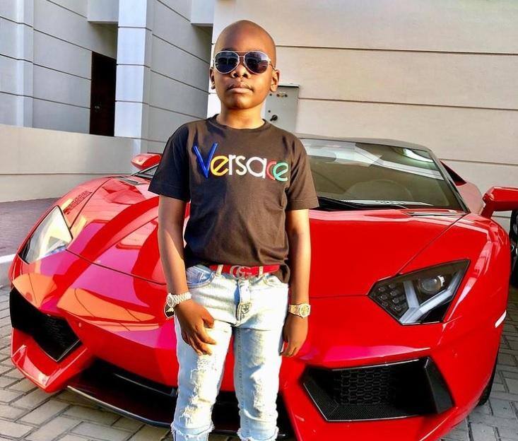Inside lavish life of world's youngest billionaire - aged 10 with mansion and Bentley 10 வயதில் பலகோடிக்கு அதிபர்: உலகின் மிகக் குட்டி கோடீஸ்வர சிறுவன்!