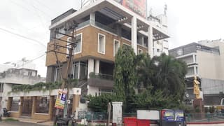 RAJKOT : કરોડોની કિંમતના બંગલાના સોદામાં દલાલ સામે  છેતરપીંડીની ફરિયાદ
