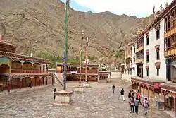 IRCTC Leh ladakh Tour Package 2022: જો તમે પહાડો પર ફરવાના શોખીન છો, તો આઇઆરસીટીસી તમારા માટે લેહ-લદ્દાખનો શાનદાર પેકેજ લઇને આવ્યુ છે, આ પેકેજમાં ઓછા ખર્ચમાં તમે લદ્દાખની સુંદર જગ્યાઓની સફર કરી શકશો. જાણો આ ટૂર પેકેજ સાથે જોડાયેલી તમામ જાણકારી.......
