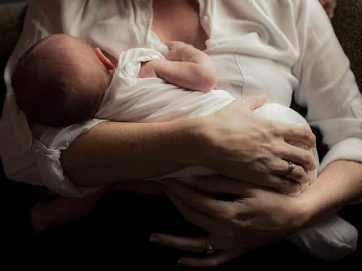 World Breastfeeding Week 2022 Dates Theme History and Significance why we have to celebrate it உலக தாய்ப்பால் வாரம் 2022: இந்த வருடம் என்ன தீம்? ஏன் கொண்டாட வேண்டும்? வரலாறு என்ன?