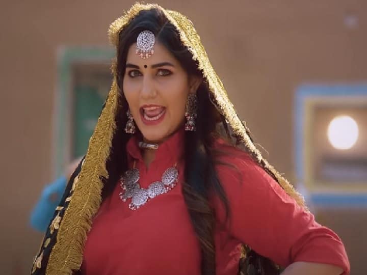 Sapna Chaudhary Video: लहंगा पहन सपना चौधरी ने लगाए देसी ठुमके, लेटेस्ट डांस वीडियो हुआ वायरल