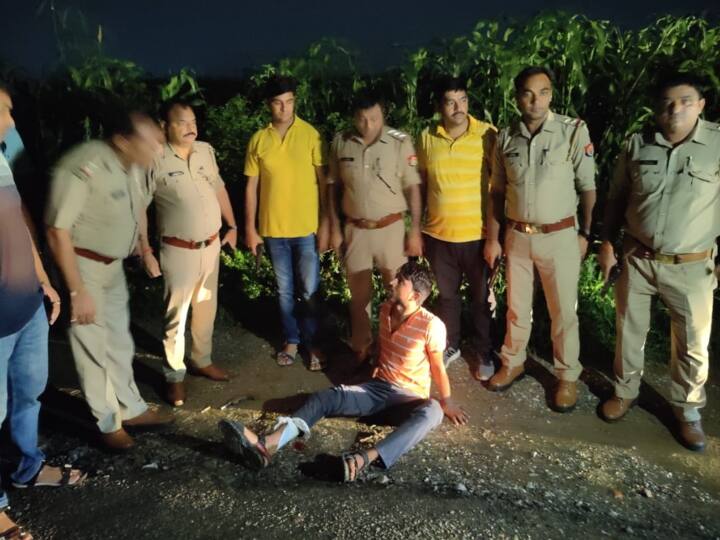 Bulandshahr 20 thousand reward criminal arrested by police during encounter in UP ANN Bulandshahr News: 20 हजार का इनामी अपराधी पुलिस मुठभेड़ में गिरफ्तार, कब्जे से चोरी के गहने समेत कई सामान बरामद