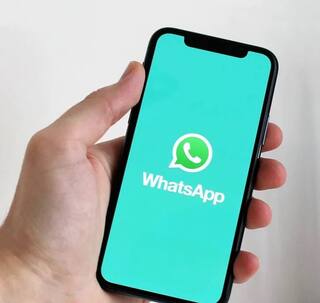WhatsApp ને ડિલીટ કર્યા વિના આવી રીતે કરો લોગ-આઉટ, નહી આવે નવા મેસેજ