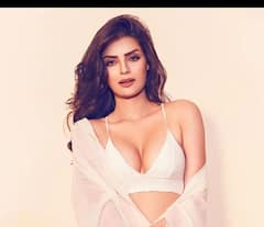 In Pics : सोनाली राऊतच्या बोल्डनेसचा जलवा, कसली भन्नाट दिसतेय...