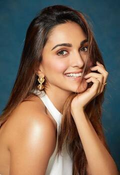 Happy Birthday Kiara Advani: 'কবীর সিং' থেকে 'ভুল ভুলাইয়া ২', এক ঝলকে কিয়ারার সফল ছবিগুলি