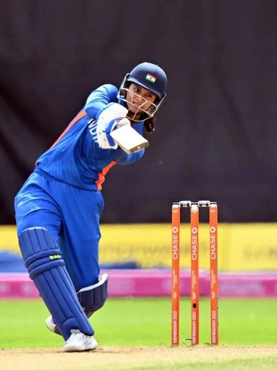 స్మృతి కొడితే సిక్సరే! భారత్‌ vs పాక్‌ టీ20 హైలైట్స్