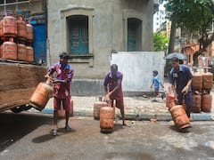 Gas Cylinder Rate Down: గుడ్‌న్యూస్, దిగొచ్చిన గ్యాస్ సిలిండర్ ధర - తాజా రేటు ఎంతంటే