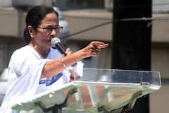 Mamata Banerjee: মন্ত্রিসভায় নতুন মুখ, জানিয়ে দিলেন মমতা