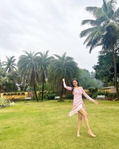 Tejasswi Prakash: तेजस्वी प्रकाशचा मस्तीभरा अंदाज; फोटो चर्चेत!