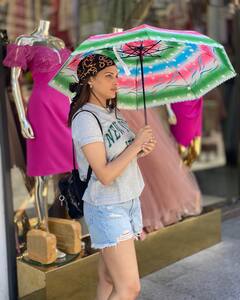 Himanshi Khurana No Makeup Look: बिना मेकअप भी गजब ढहाती हैं पंजाबी एक्ट्रेस हिमांशी खुराना, तस्वीरें देख आप भी दे बैंठेंगे दिल