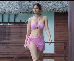 Vedhika Kumar Pics: બિકિનીમાં વેદિકા કુમારે વધાર્યો ઈંટરનેટનો પારો, ફોટોમાં જોવા મળ્યો સિઝલિંગ લૂક