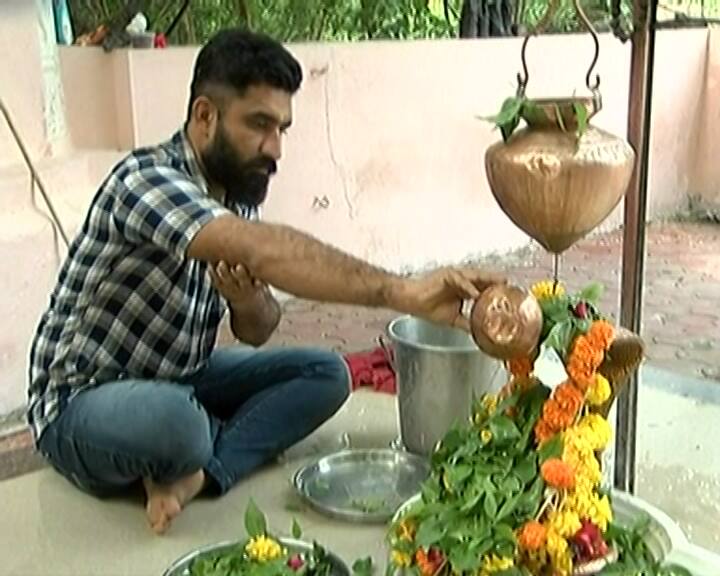 રાજકોટના હલેન્ડા ગામે પૌરાણિક ભૂતનાથ મંદિર આવેલું છે. આ વિસ્તારના લોકોને અહીં ખૂબ જ આસ્થા અને શ્રદ્ધા છે.