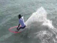Chess and Surfing : மகாபலிபுரத்தில் செஸ் போட்டி மட்டும் நடக்கல... இந்த போட்டியும் நடக்குது.. சுவாரஸ்ய தகவல்கள் இங்கே..