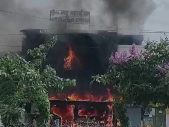 Jabalpur Hospital Fire At Damoh Naka Fire Brigade Reached Spot Many People Died Madhya Pradesh: Massive Fire Breaks Out At Hospital In Jabalpur, Eight Dead