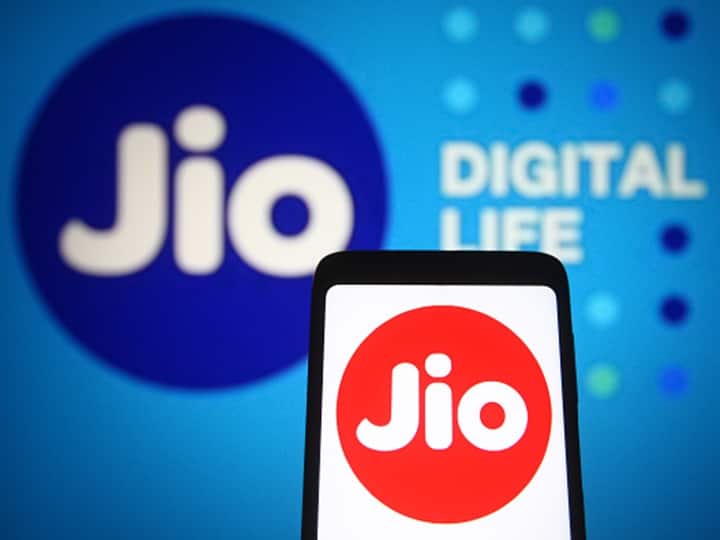 'Fully Ready For 5G Rollout In Shortest Period Of Time': Jio After Rs 88,078 Crore Spectrum Buy 'Fully Ready For 5G Rollout In Shortest Period Of Time': Jio After Rs 88,078 Crore Spectrum Buy
