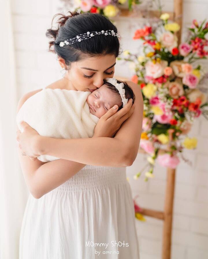 10 जून को प्रणिता ने इंस्‍टाग्राम के जरिए फैंस के साथ मां बनने की खुशखबरी साझा की थी.