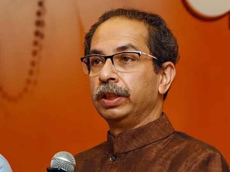 Maharashtra Uddhav Thackeray first reaction on Vedanta-Foxconn project exit from Maharashtra Maharashtra News: वेदांता-फॉक्सकॉन परियोजना महाराष्ट्र के हाथ से निकलने पर उद्धव ठाकरे ने दी पहली प्रतिक्रिया, जानें- क्या कहा