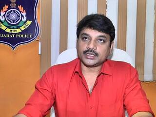 Visa Fraud : અંગ્રેજીમાં 'ઢ' છતાં IELTSમાં 8 બેન્ડ મેળવી મહેસાણાના ચાર યુવાનો અમેરિકા પહોંચી ગયા, જાણો પછી શું થયું