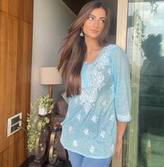 Palak Tiwari Pics: खुली ज़ुल्फें, चेहरे पर हल्की मुस्कान...सिंपल लुक में भी बला की खूबसूरत लगीं पलक तिवारी, फोटोज से हटा नहीं पाएंगे नजर